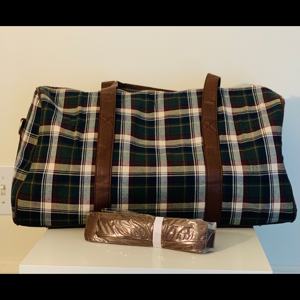 Plaid Weekender